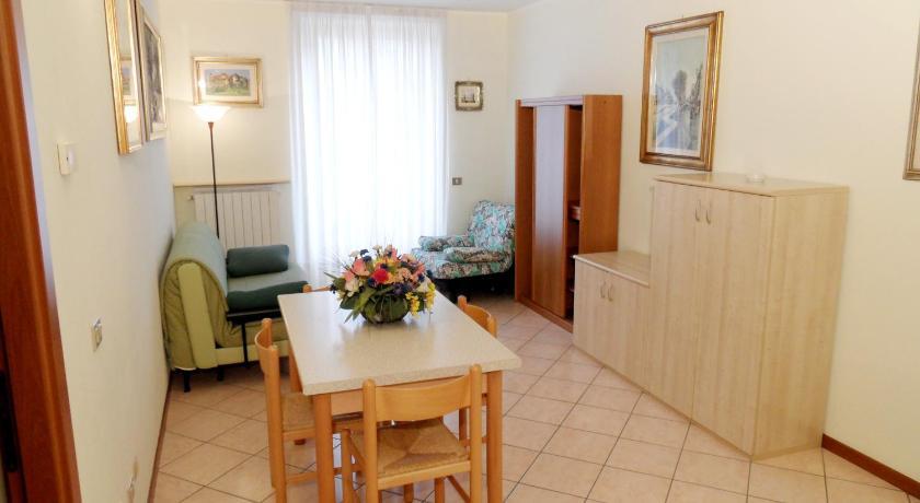 Casa Vacanze Touring Verbania Kamer foto