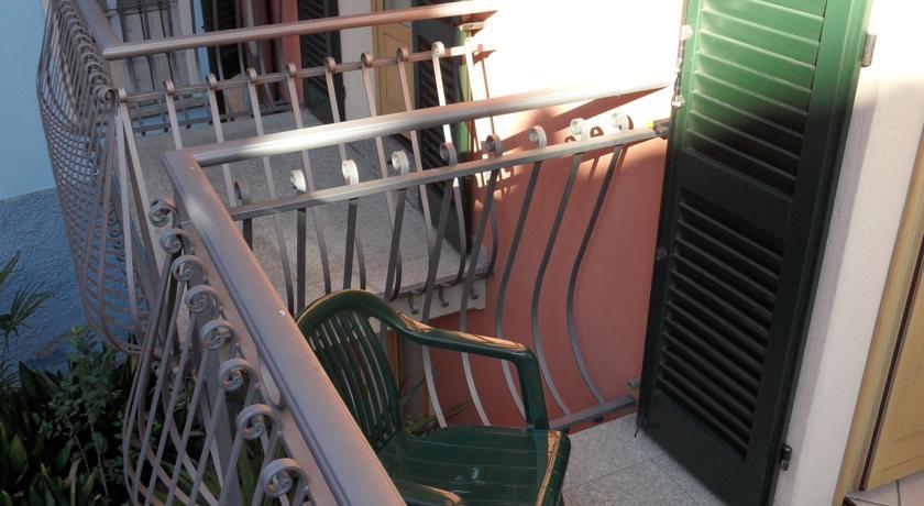 Casa Vacanze Touring Verbania Buitenkant foto