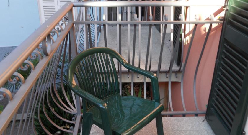 Casa Vacanze Touring Verbania Buitenkant foto