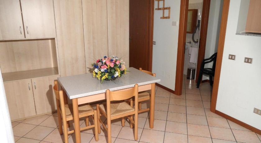 Casa Vacanze Touring Verbania Kamer foto