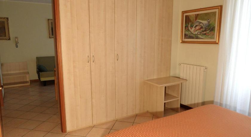 Casa Vacanze Touring Verbania Kamer foto